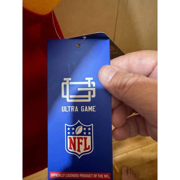 NWT Chiefs NFL Tank Top XL Ultra Game Red Black Sleeveless Streetwear Fan - Picture 6 of 6